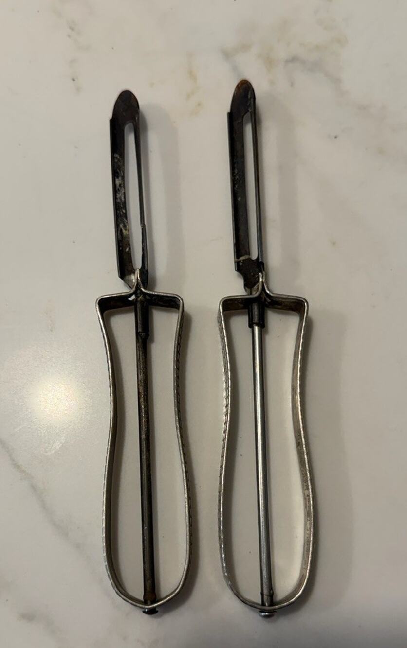EKCO Stainless Steel Nee Action Potato Vegetable Peeler USA Set Of 2